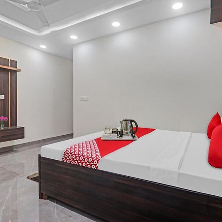 Hotel O Amazing Guest House New Delhi Luaran gambar