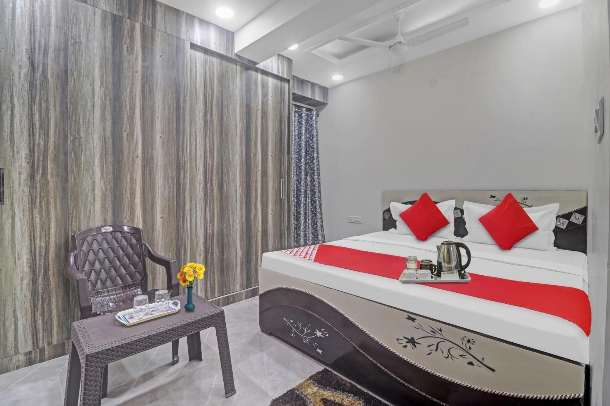 Hotel O Amazing Guest House New Delhi Luaran gambar